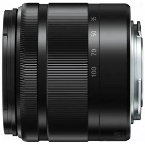 1560299