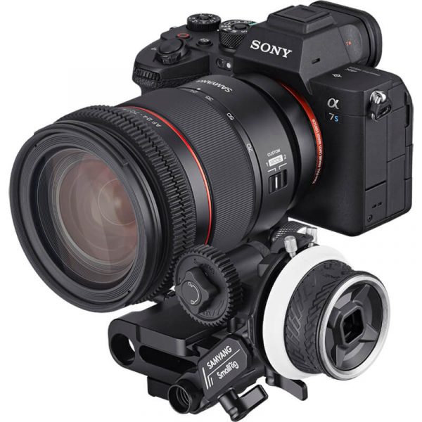 Cine-Kit_AF-24-70mm-F2.8_Camera_45_Top