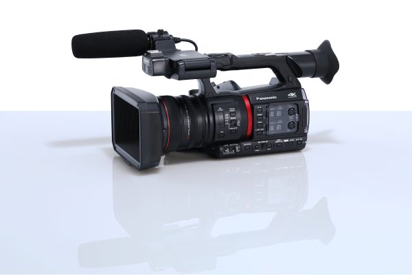 AG-CX350_3_cover